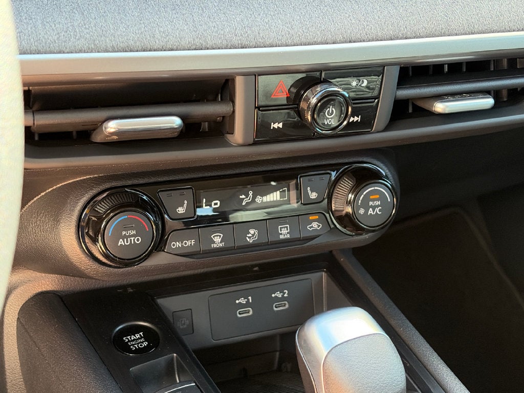 2027 Nissan Kicks SV