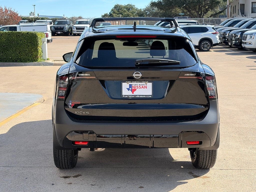 2027 Nissan Kicks SV