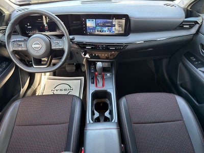 2025 Nissan Kicks SR