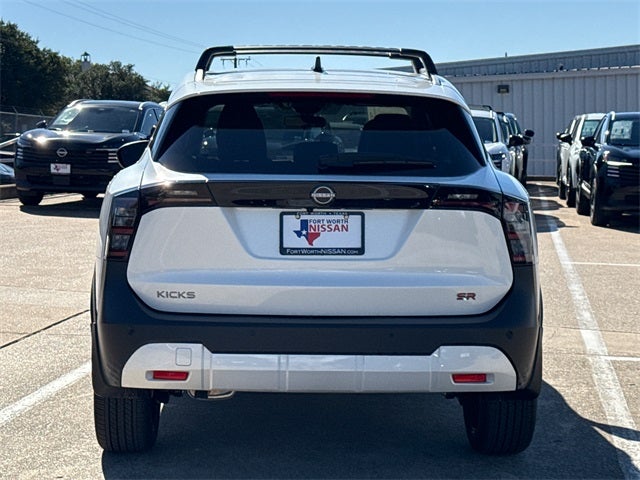 2026 Nissan Kicks SR