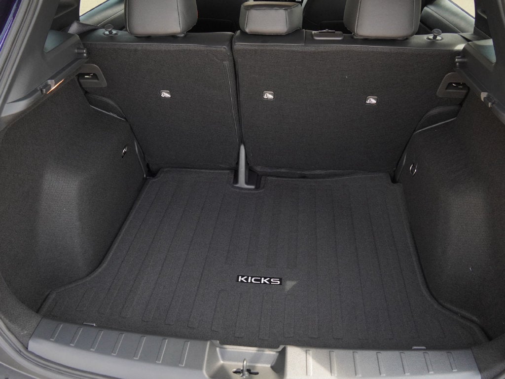 2027 Nissan Kicks SR