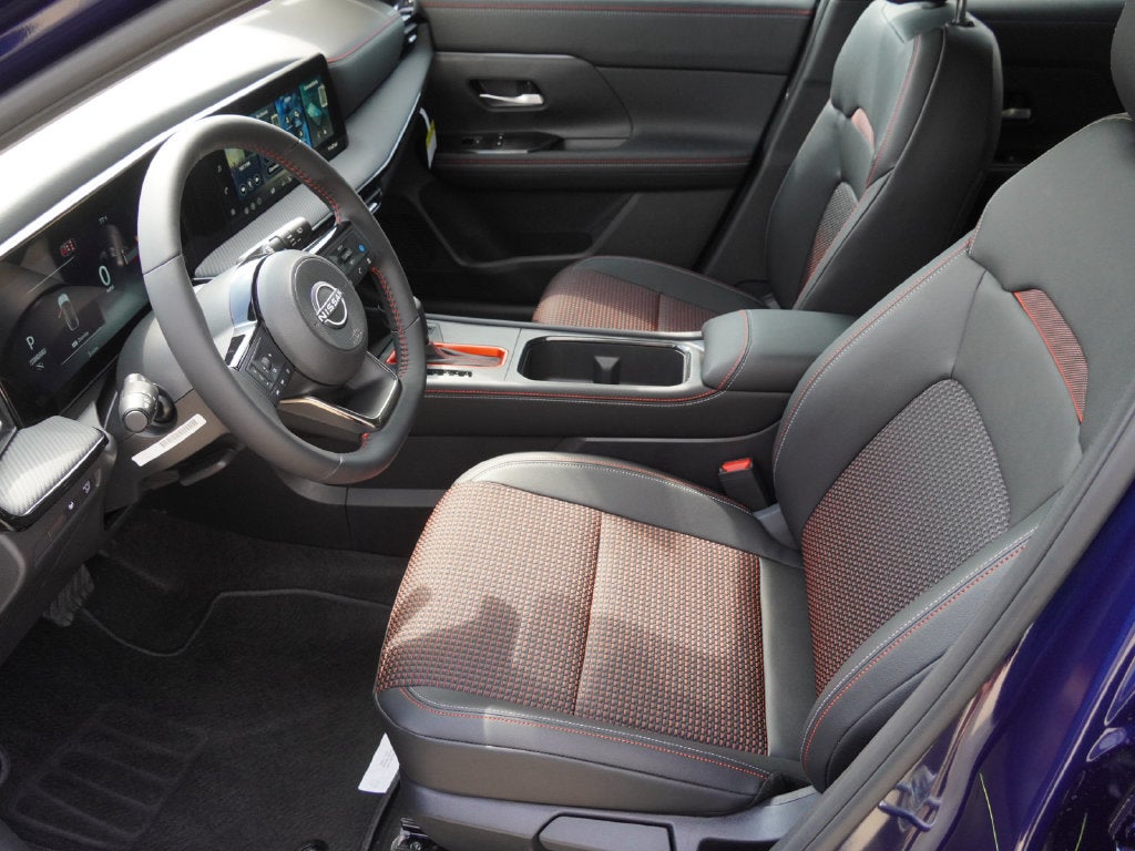 2027 Nissan Kicks SR