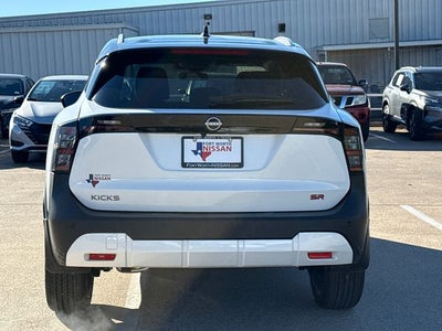 2026 Nissan Kicks SR