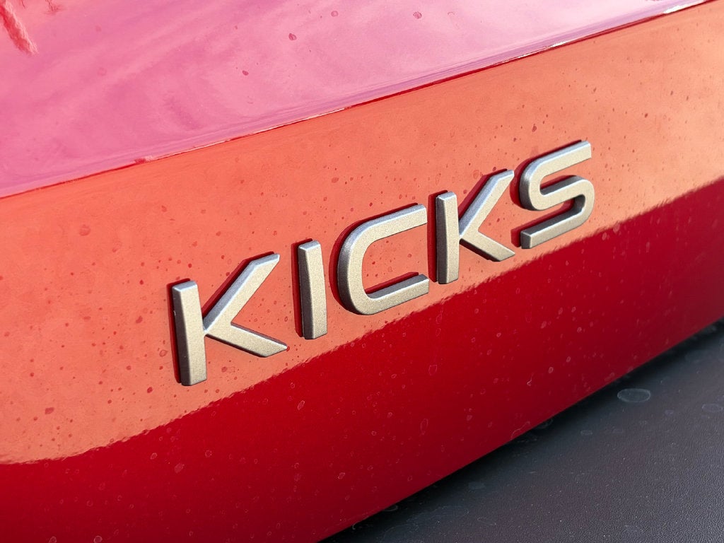 2027 Nissan Kicks SR