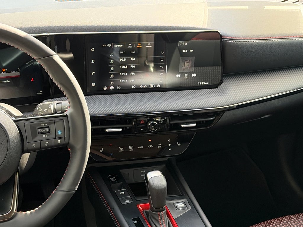 2027 Nissan Kicks SR