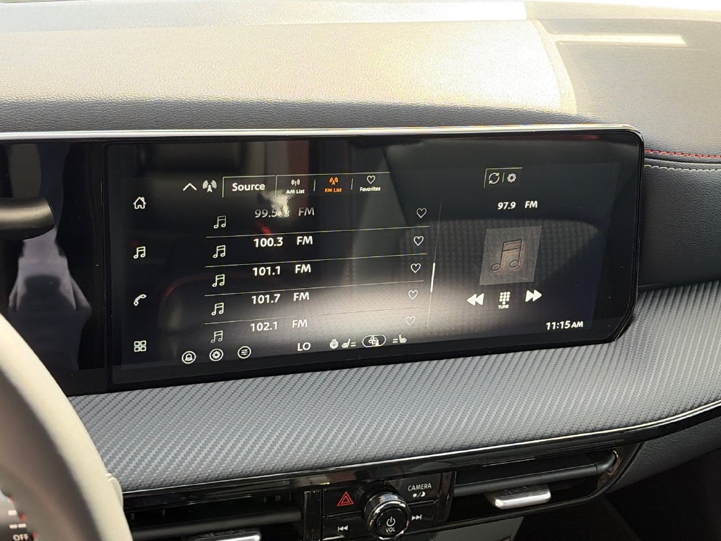 2027 Nissan Kicks SR