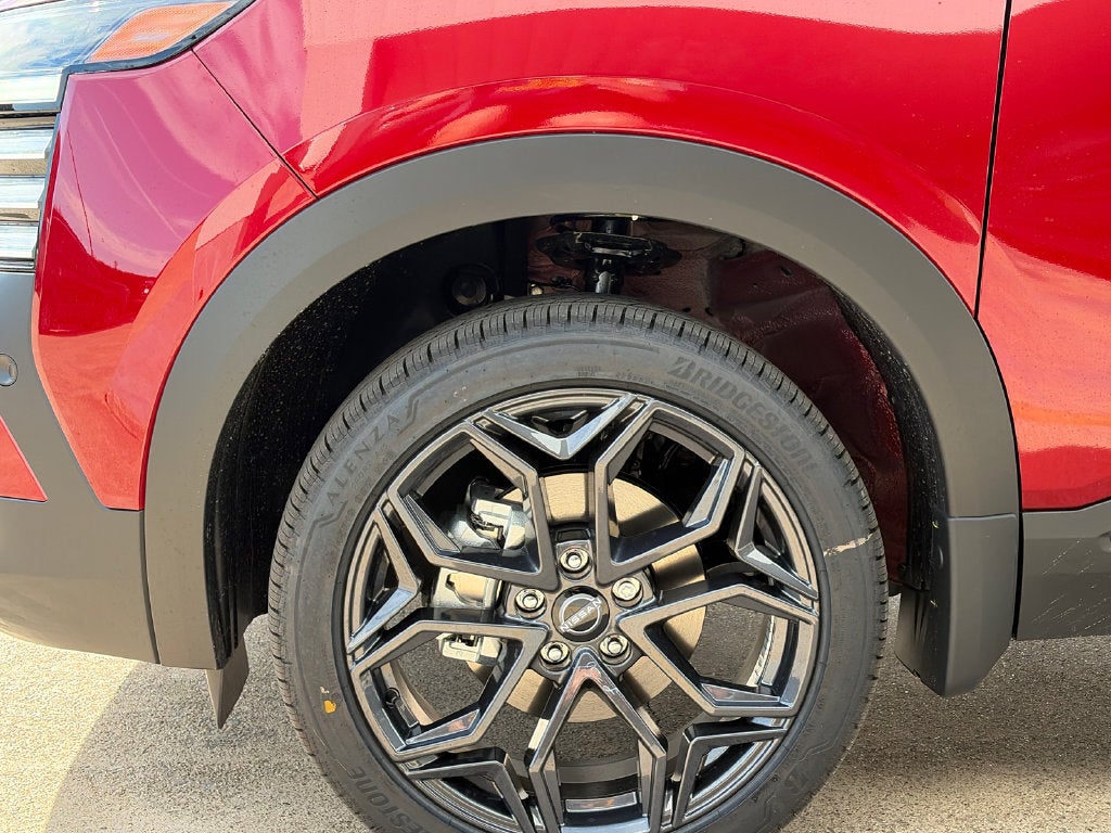 2027 Nissan Kicks SR