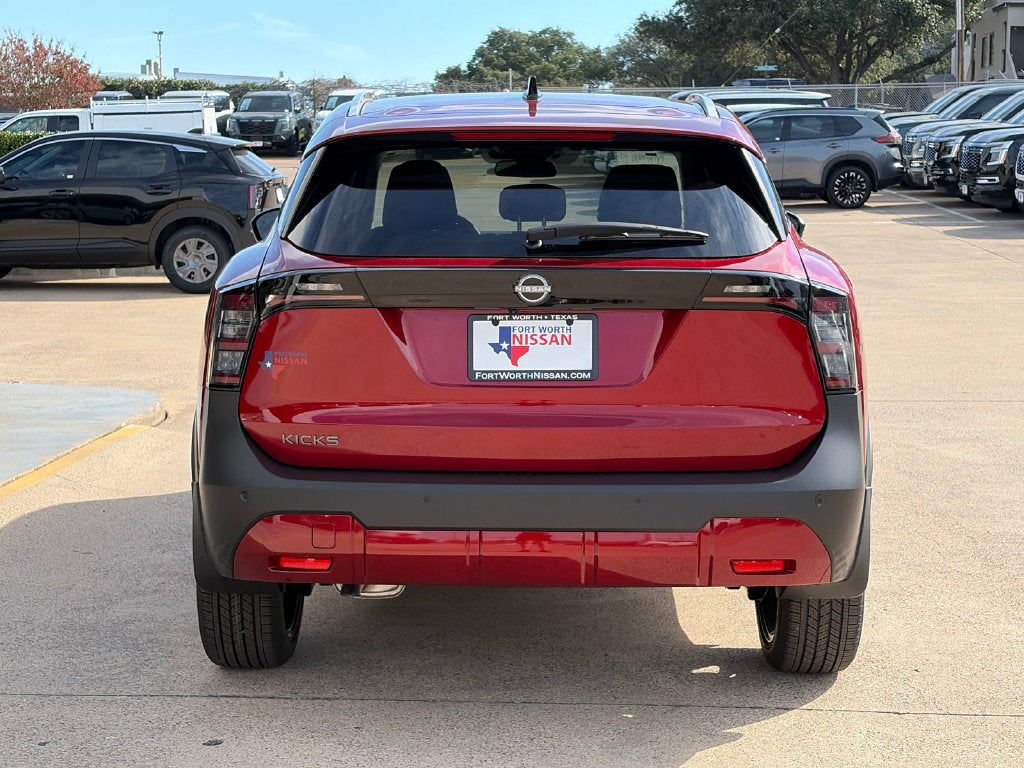 2027 Nissan Kicks SR