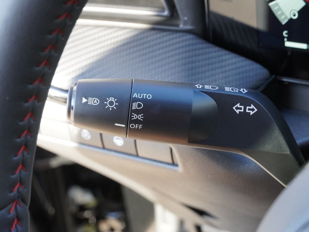 2027 Nissan Kicks SR