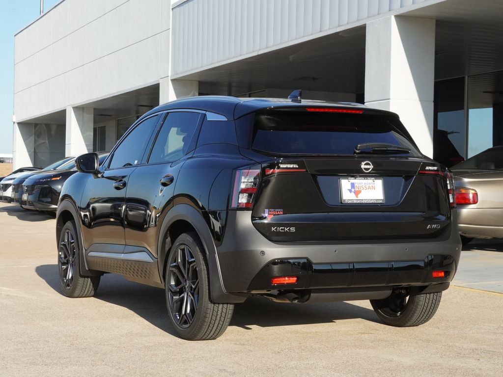 2027 Nissan Kicks SR
