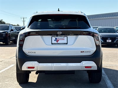 2026 Nissan Kicks SR