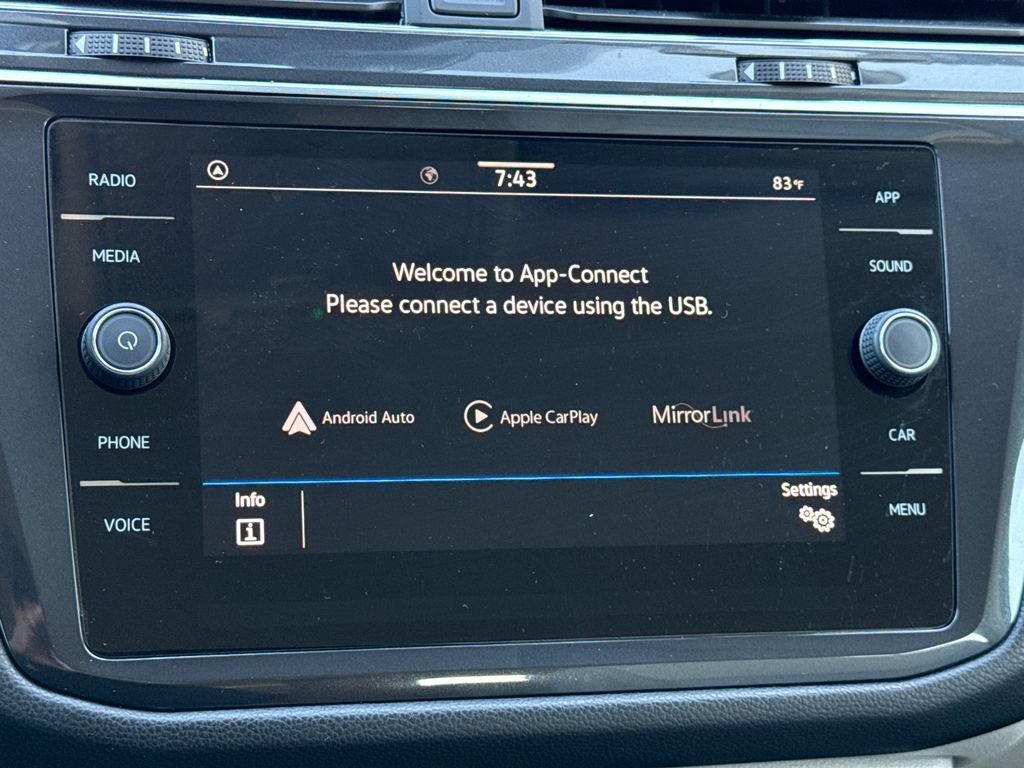 2022 Volkswagen Tiguan 2.0T SE