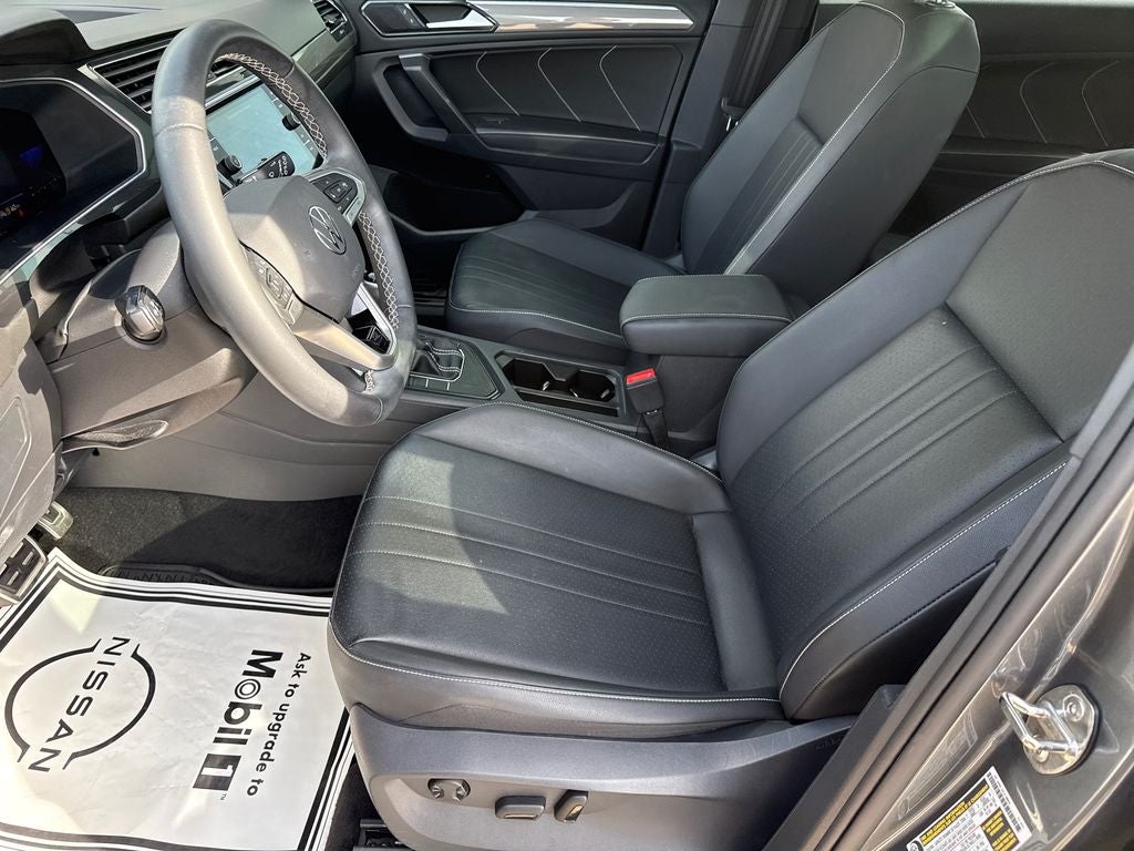 2023 Volkswagen Tiguan 2.0T SE R-Line Black