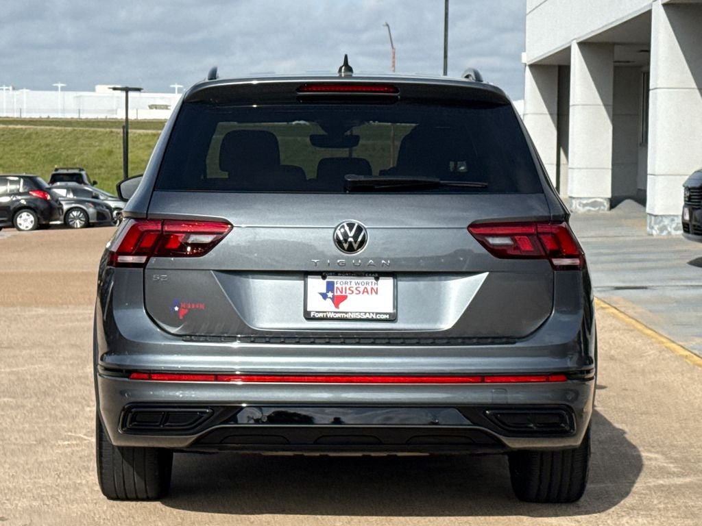 2023 Volkswagen Tiguan 2.0T SE R-Line Black