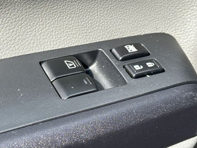 2021 Nissan NV Passenger SV
