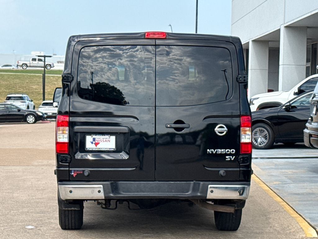 2021 Nissan NV Passenger SV