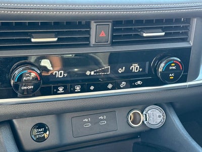 2025 Nissan Rogue SV