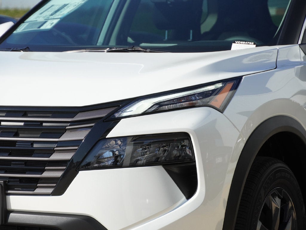 2027 Nissan Rogue SV