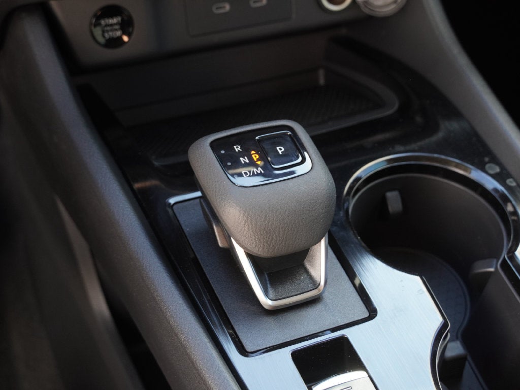 2027 Nissan Rogue SV