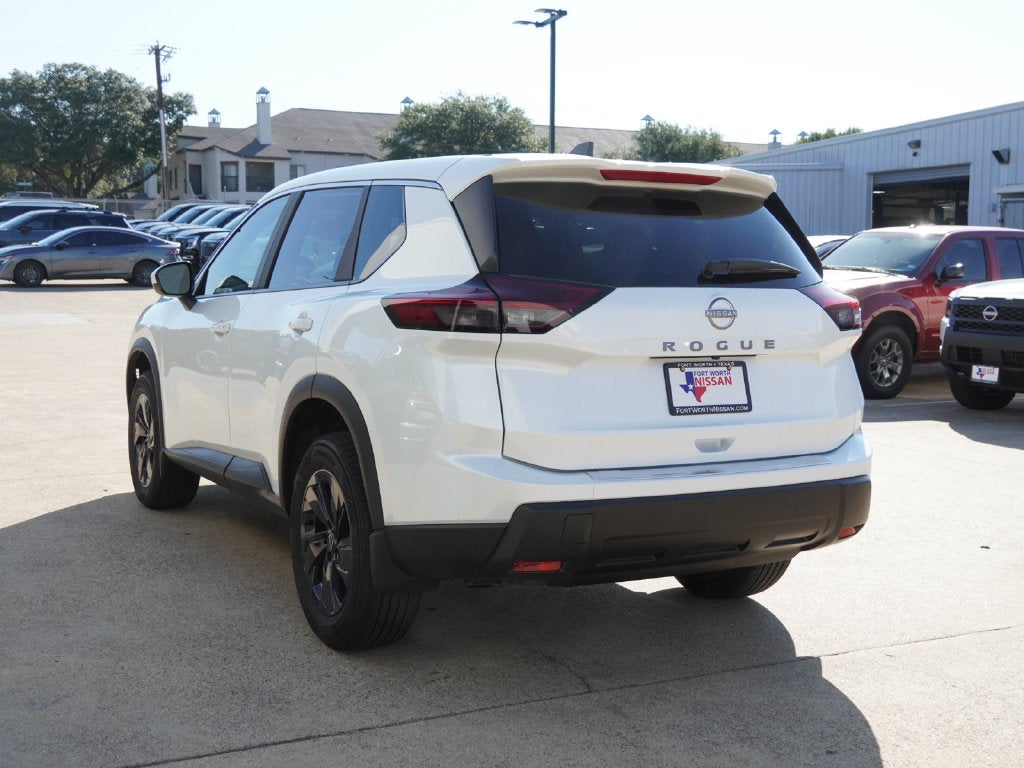 2027 Nissan Rogue SV