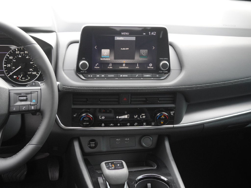2027 Nissan Rogue SV