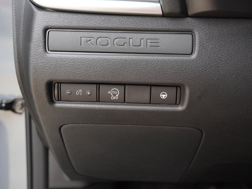 2027 Nissan Rogue SV