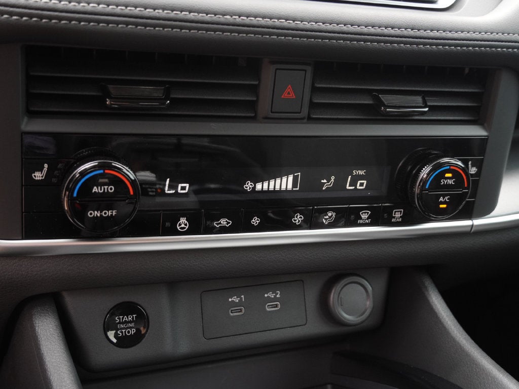 2027 Nissan Rogue SV