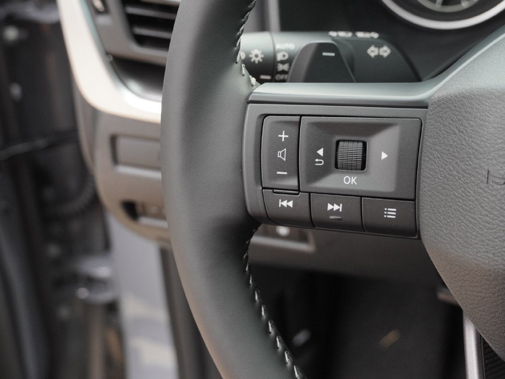 2027 Nissan Rogue SV