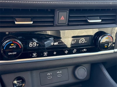 2025 Nissan Rogue SV