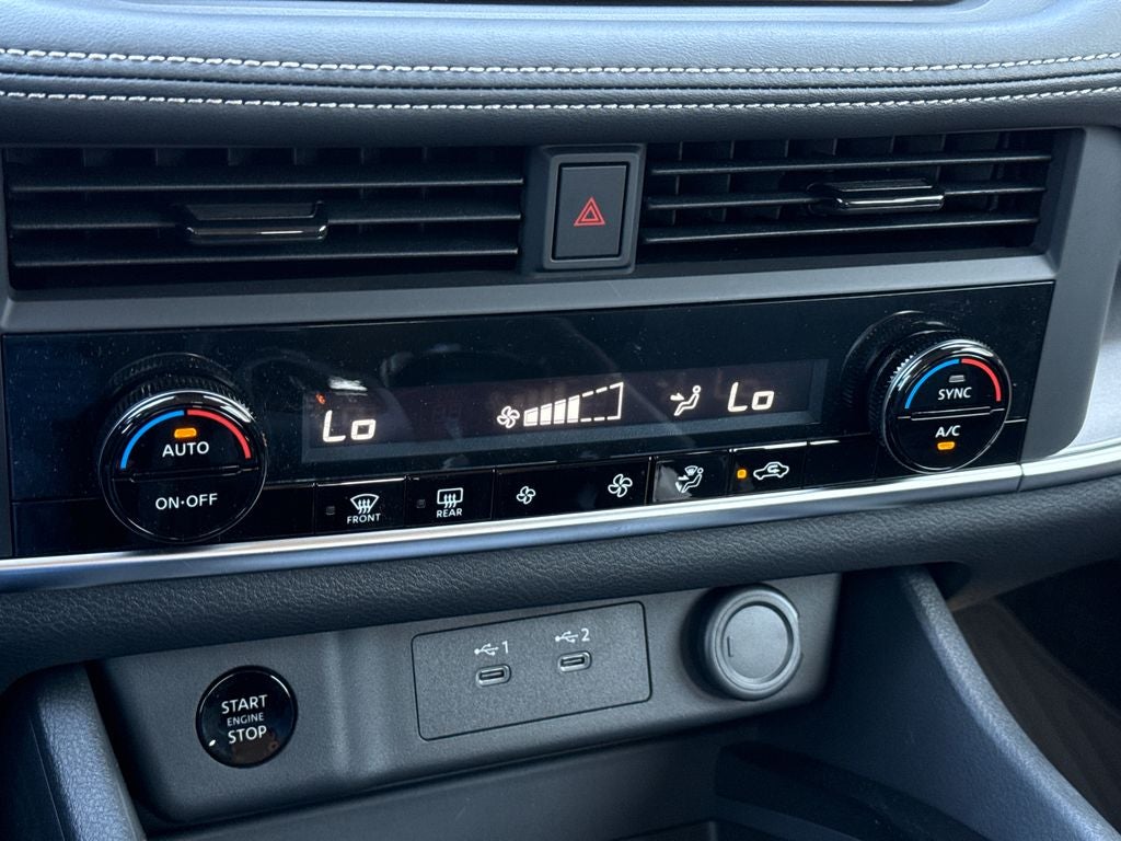 2026 Nissan Rogue SV