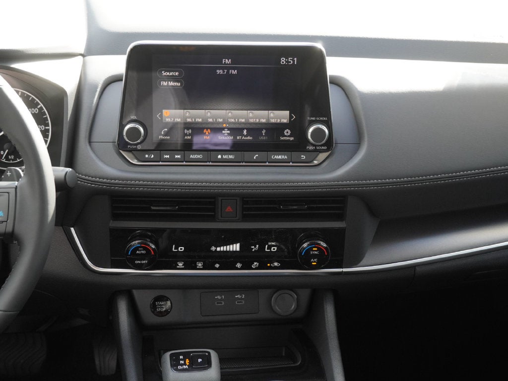 2027 Nissan Rogue SV