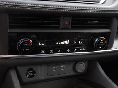 2027 Nissan Rogue SV