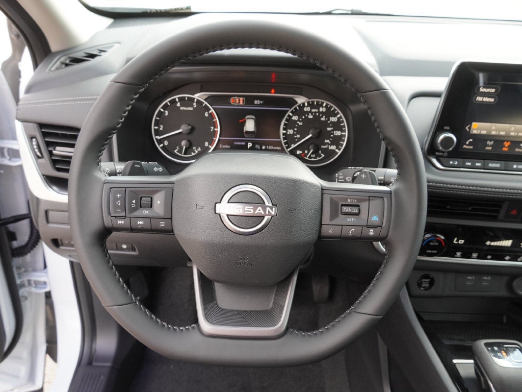2027 Nissan Rogue SV