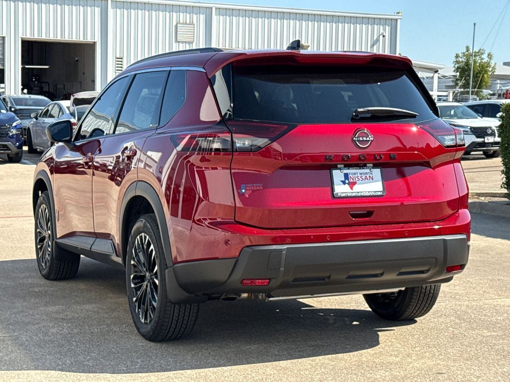 2026 Nissan Rogue Dark Armor