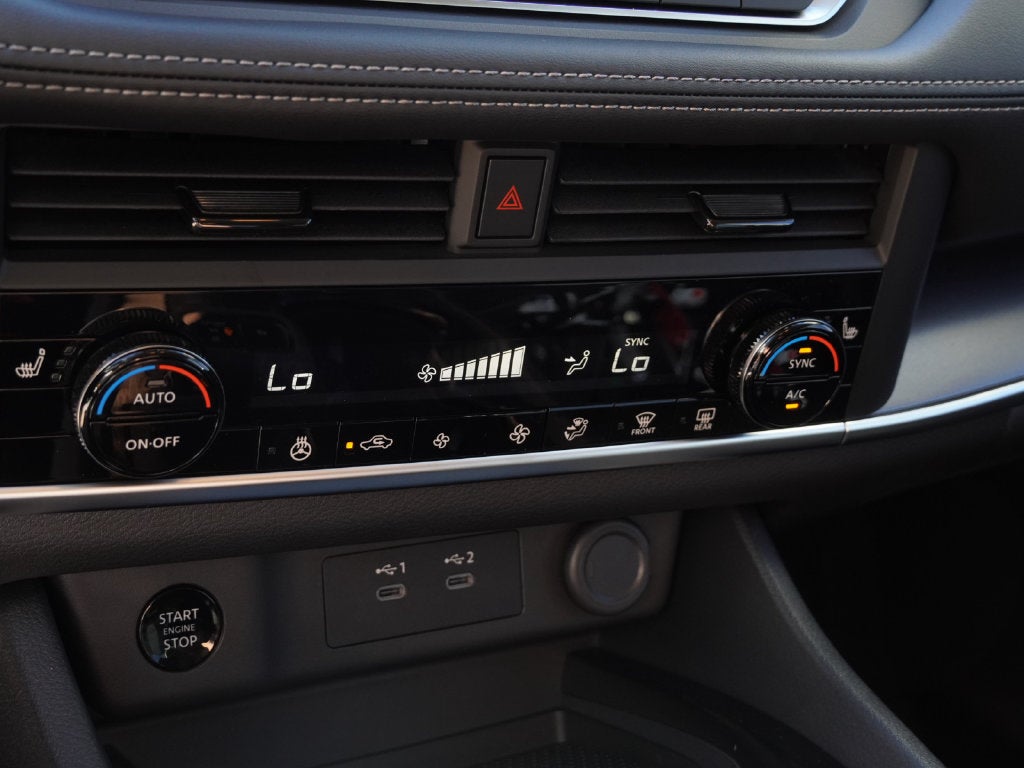2027 Nissan Rogue SV