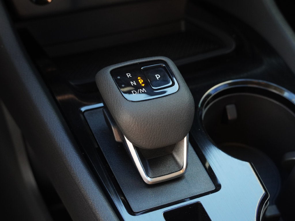 2027 Nissan Rogue SV