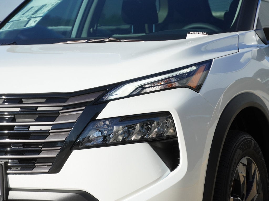 2027 Nissan Rogue SV