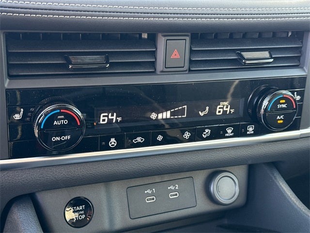 2026 Nissan Rogue SV