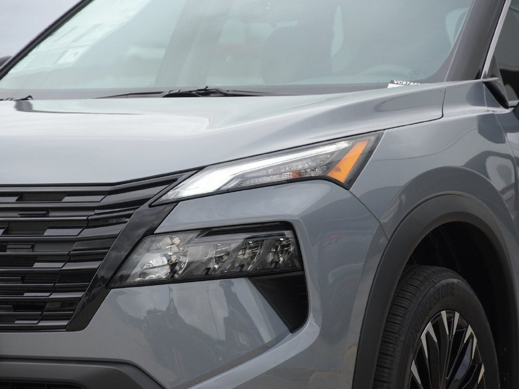 2027 Nissan Rogue Base