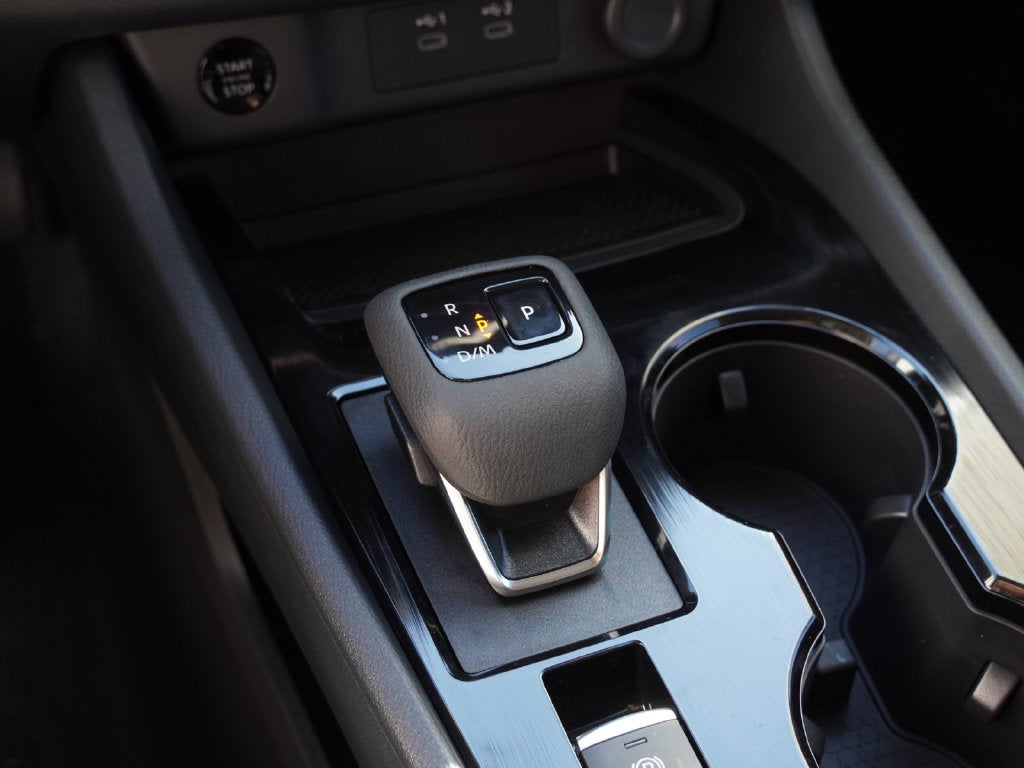 2027 Nissan Rogue SV