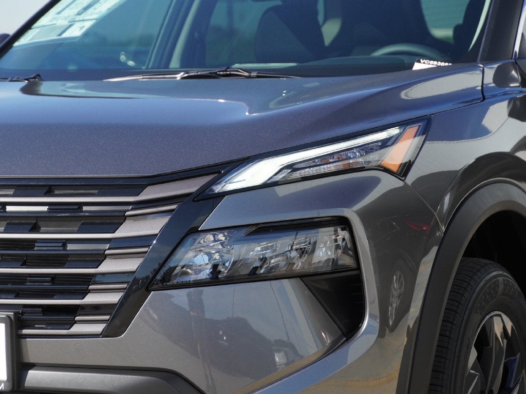 2027 Nissan Rogue SV