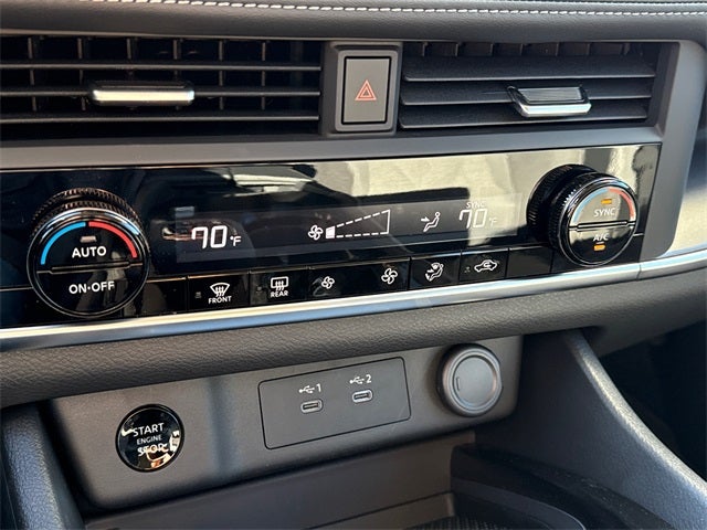 2026 Nissan Rogue SV