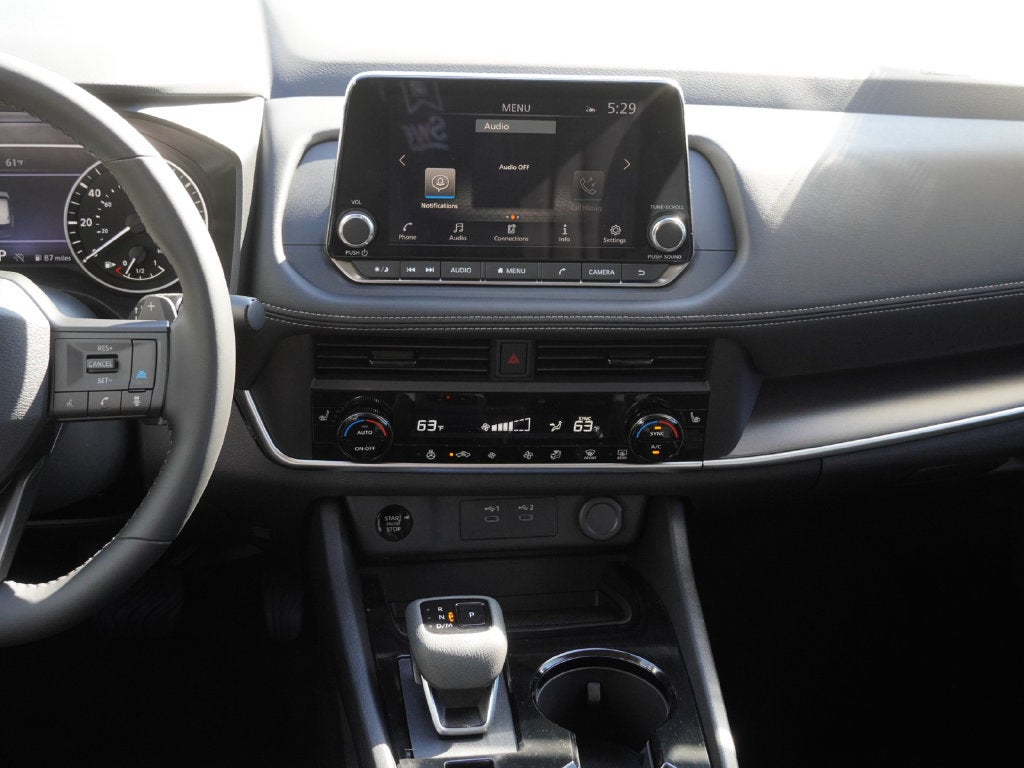 2027 Nissan Rogue SV