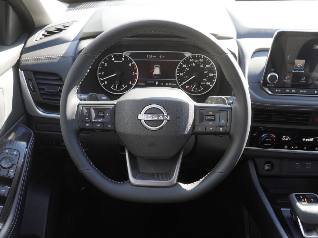 2027 Nissan Rogue SV