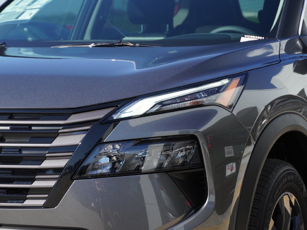 2027 Nissan Rogue SV