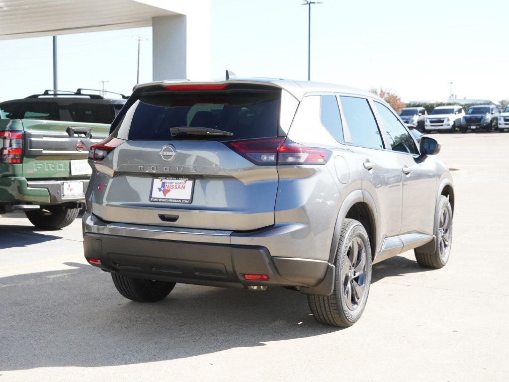 2027 Nissan Rogue SV