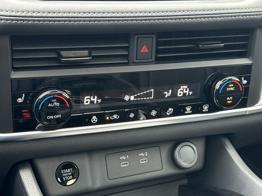 2026 Nissan Rogue SV