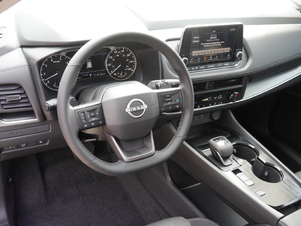 2027 Nissan Rogue SV