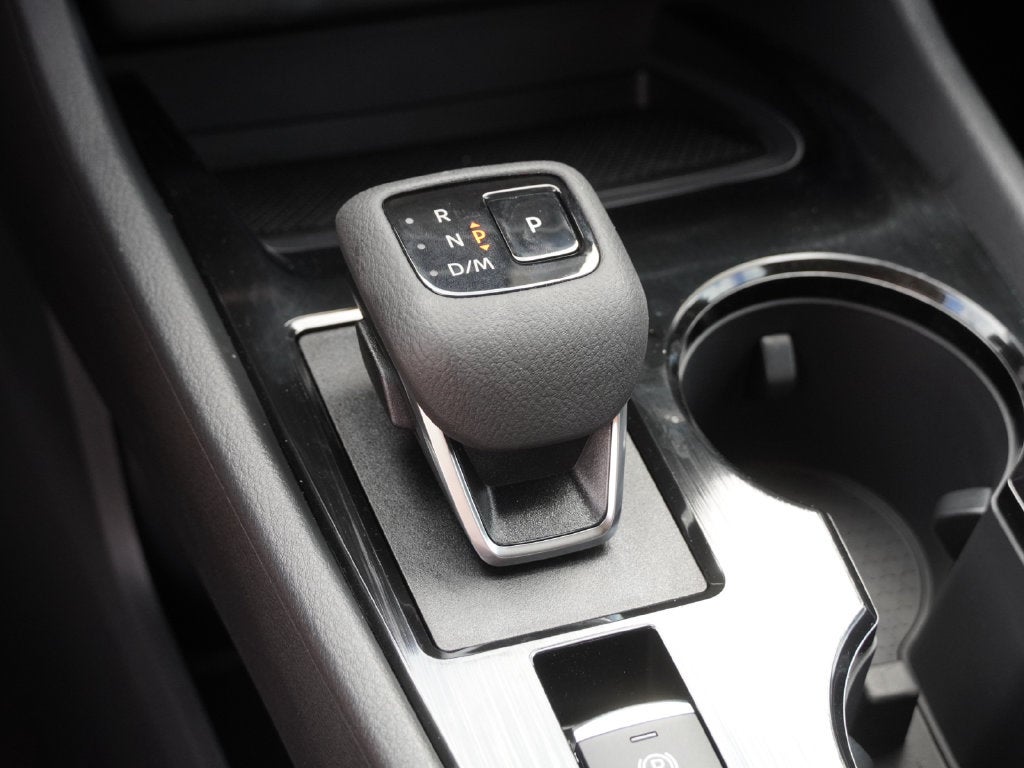 2027 Nissan Rogue SV