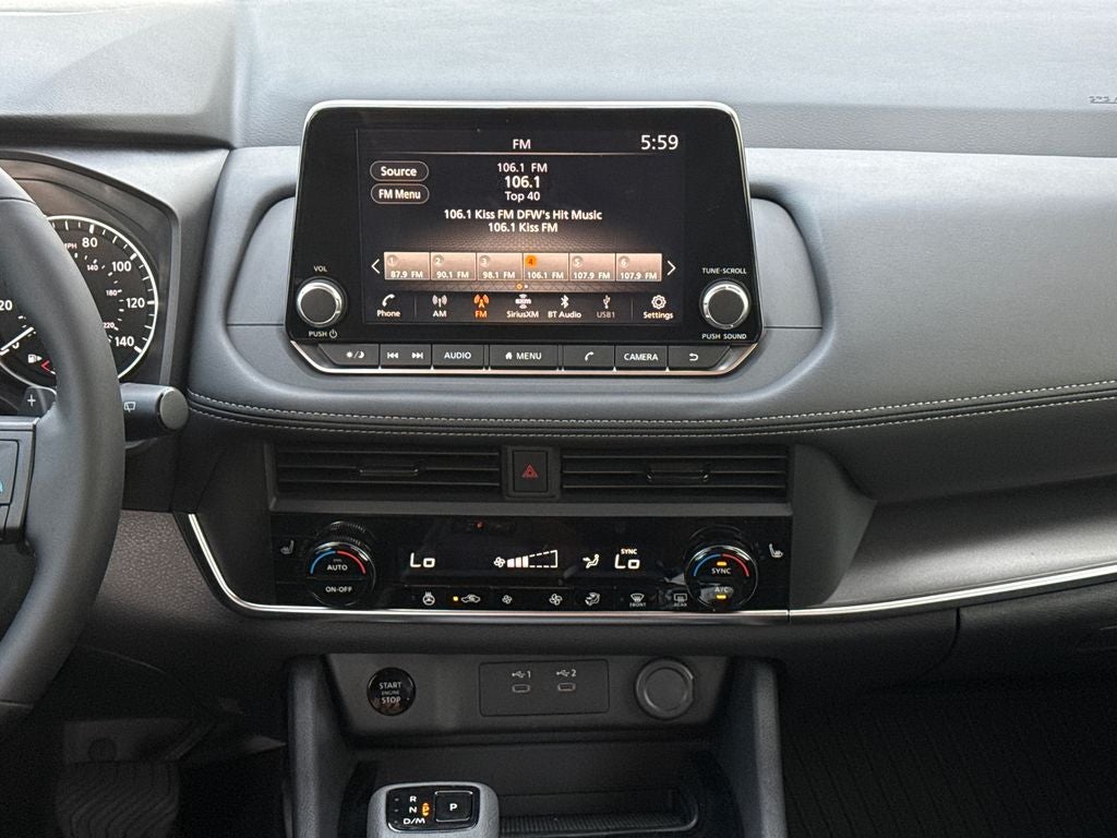2026 Nissan Rogue SV
